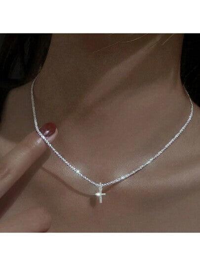 Colar Simples Brilhante Feminino