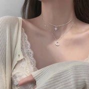 Colar delicado Feminino lua