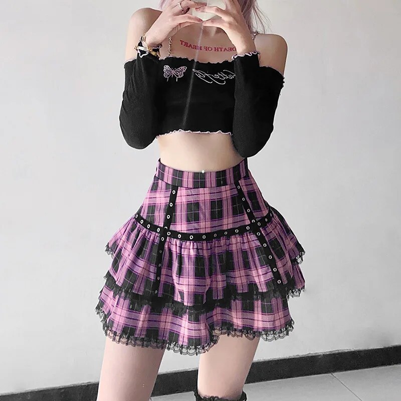 Mini Saia Gótica Japonesa rosa xadrez