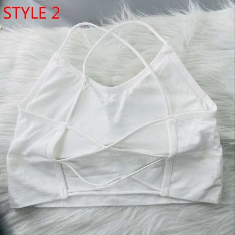 Top Sexy Feminino construído em sutiã branco