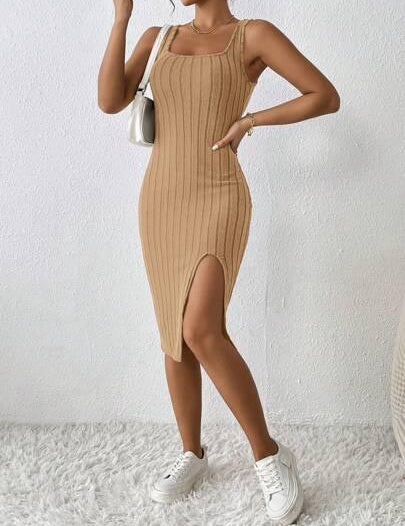 Vestido de Verão Com Fenda Na Coxa caramelo